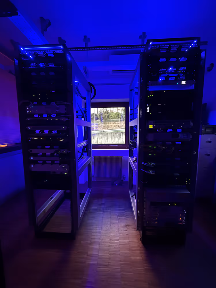 Server Img 2