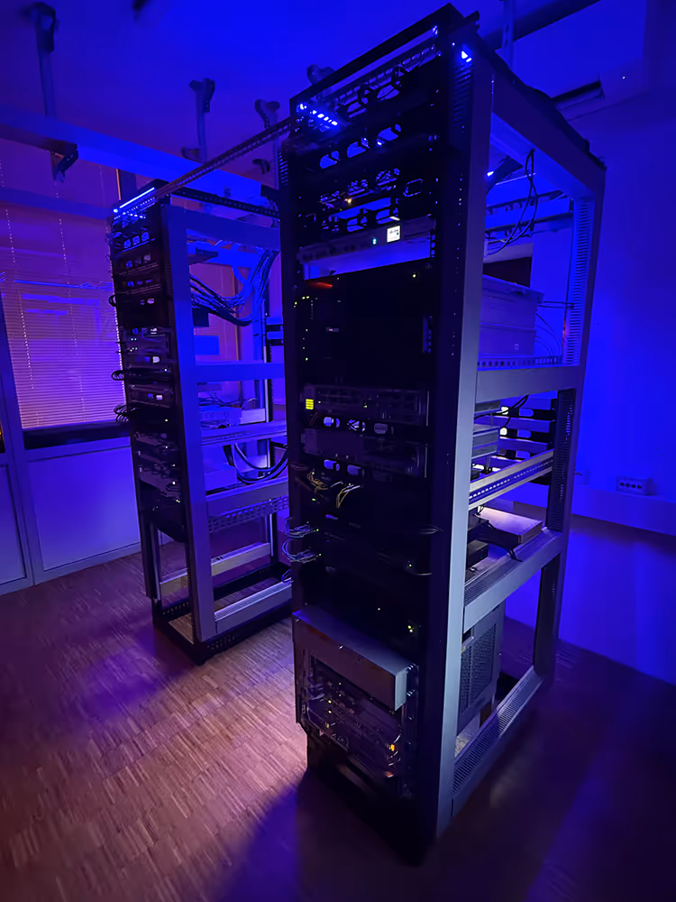 Server Img 3
